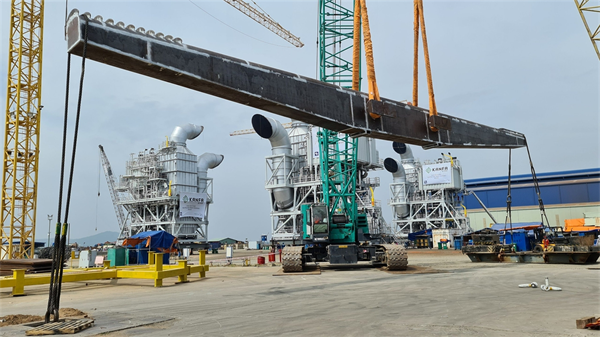 Provide of load testing service for 02 loads (test load 154T / piece) with 180T and 275T crawler cranes assembly at Dong Xuyen Port